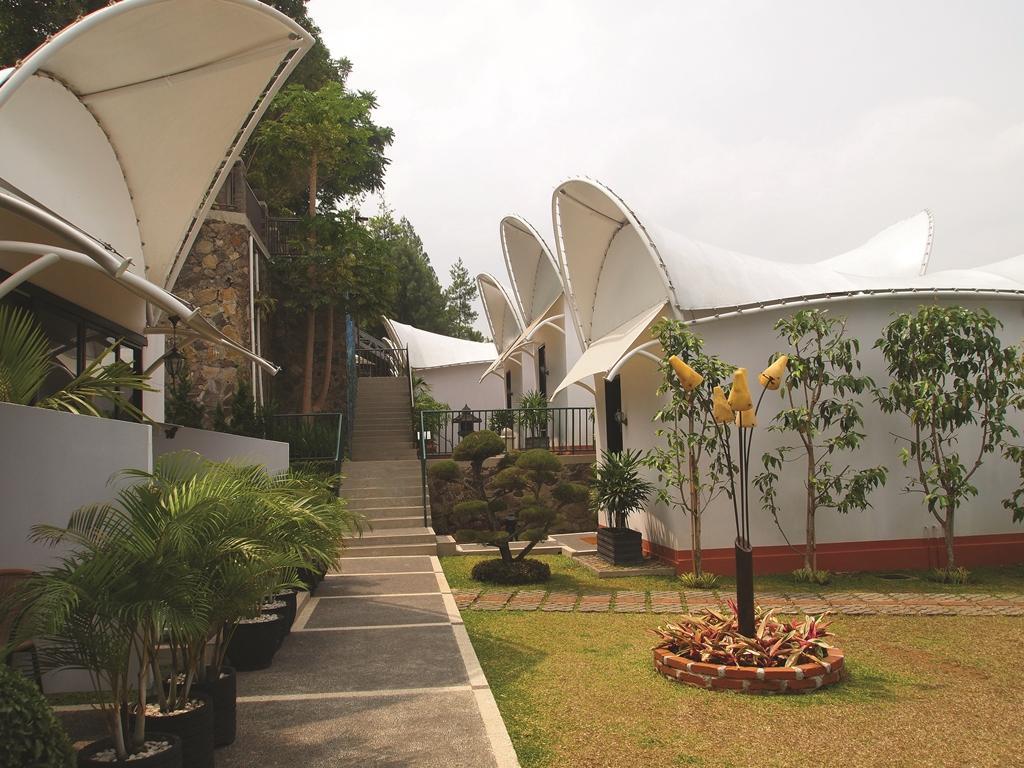 The Valley Resort Hotel Cimenyan Exterior foto